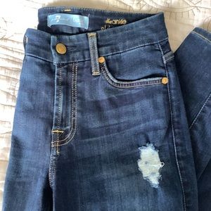 NWOT 7forallmankind B(AIR) DENIM ANKLE SKINNY WITH DESTROY IN REIGN